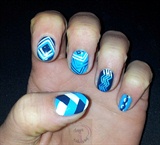 Blue abstract nails