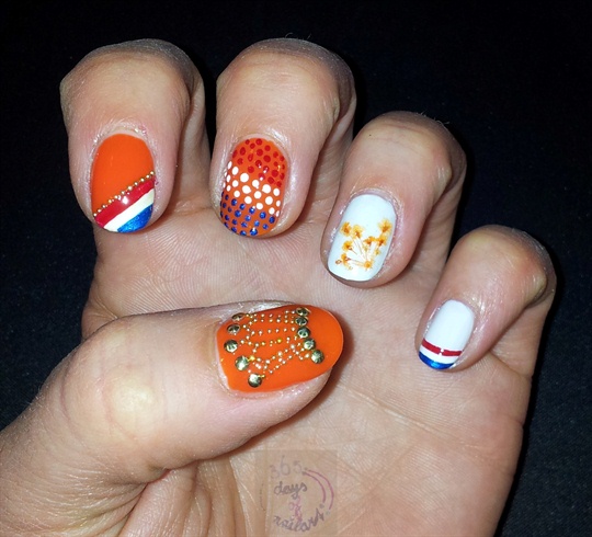 Nail art for Queensday (Netherlands)