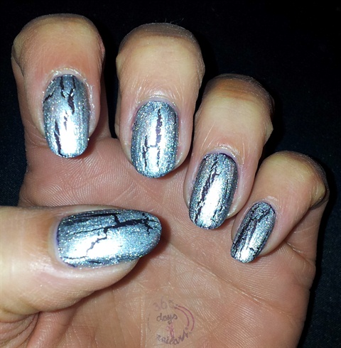 Silver crackle