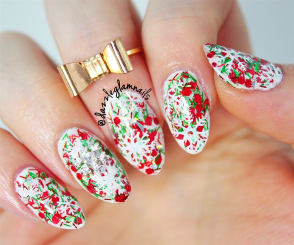 Peppermint Snowflake Nails