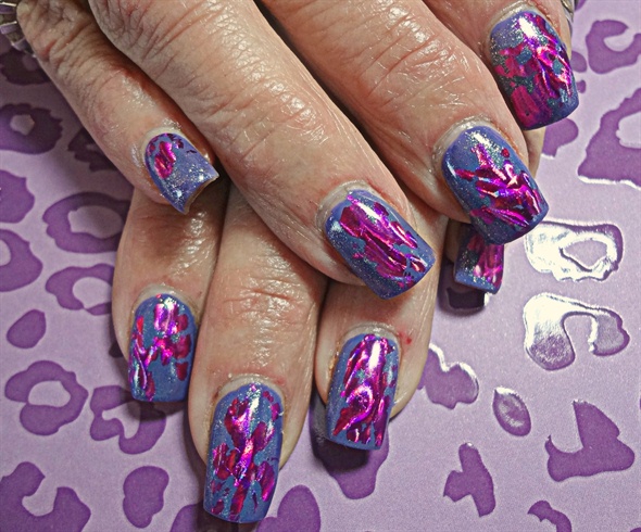 Gelish with Foil