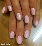 Pink Adorable Nails With Flakes 