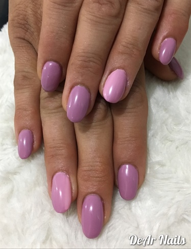 Pink/ Purple Nails 
