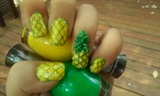 sneak peek pineapple 