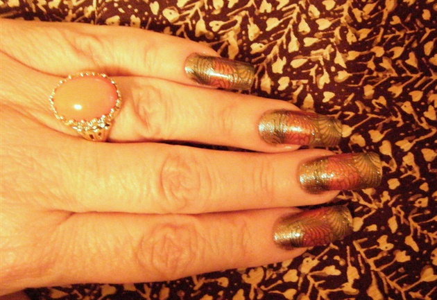 Dashica stamp plate 10 over Autumn nails