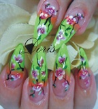 green floral nail art
