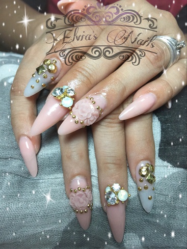 Elvia&#39;s Nails