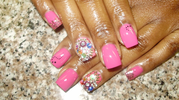 4. Pinky Finger Nail Art for Short Nails - wide 5