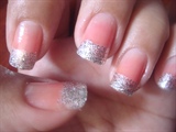 glitters in nail..