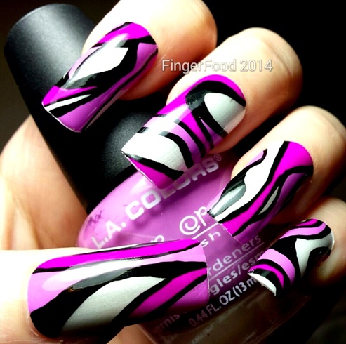 NAILS Mag 31D - Radiant Orchid