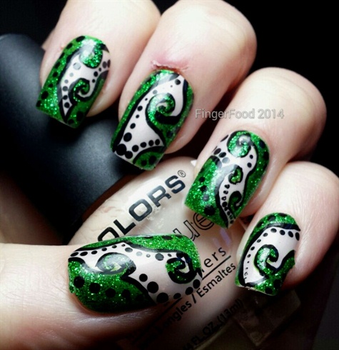 #31NAILS2014 Day 1 - Emerald