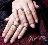 Pink jewelry)