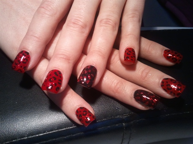red glitter leopard print :)