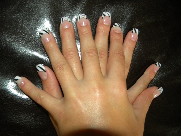 Acrylic w/ Trendy Nails Unlimited @ Tip
