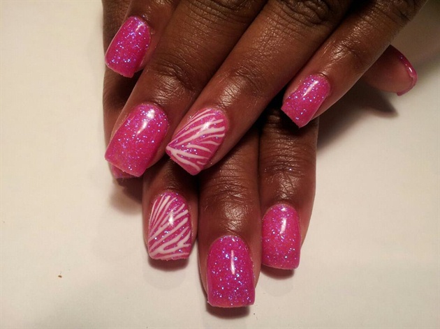 Pink glitter zebra 
