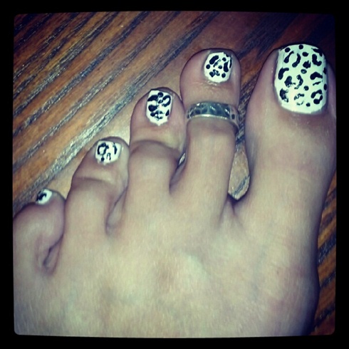 Black &amp; White Cheetah Toes 