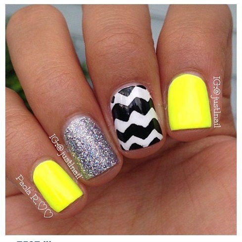 Yellow Fabulous Nails 
