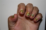 light and gold nails