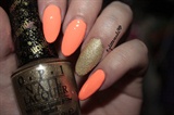 Neon Peach &amp; Gold Oval Nails