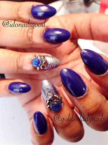 Jewels Of Armor Nails