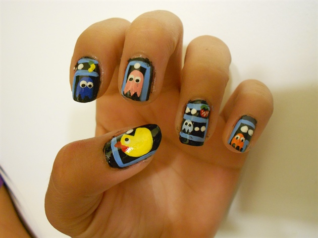 Pac-Man design (right hand)