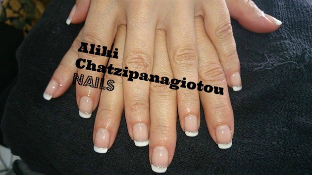 french manicure with glitter line