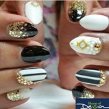 Black And White Nails 