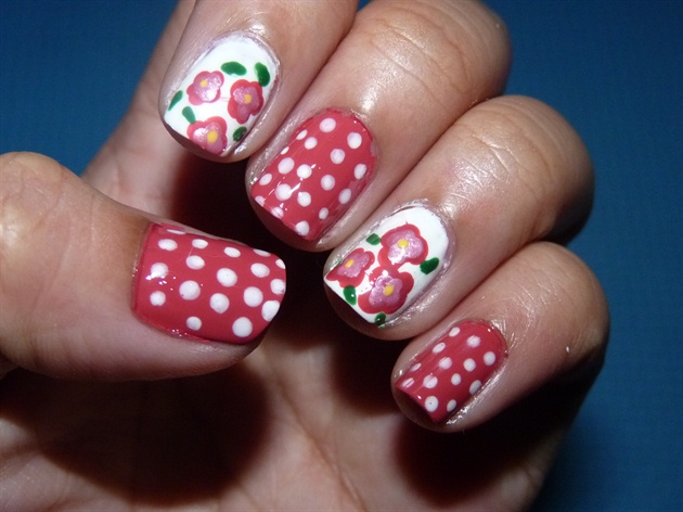 Dots and Simple Flower