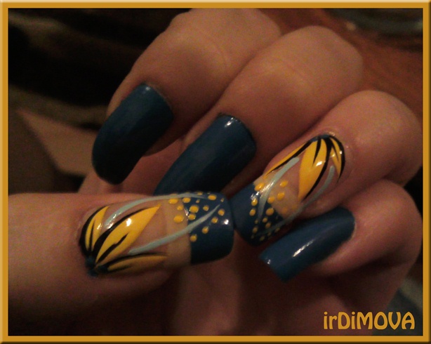Blue french with yellow flowers