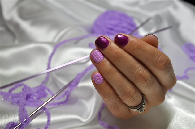 Knitting nail art (from 2015)