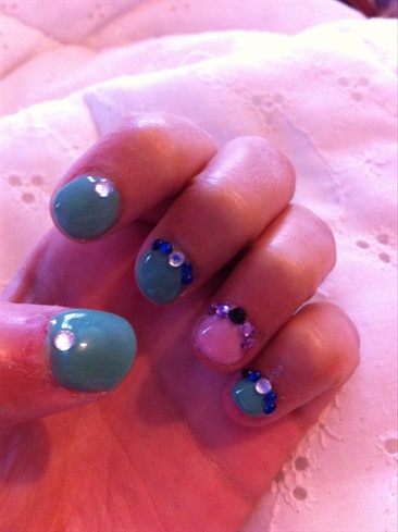 Gel with jewels 