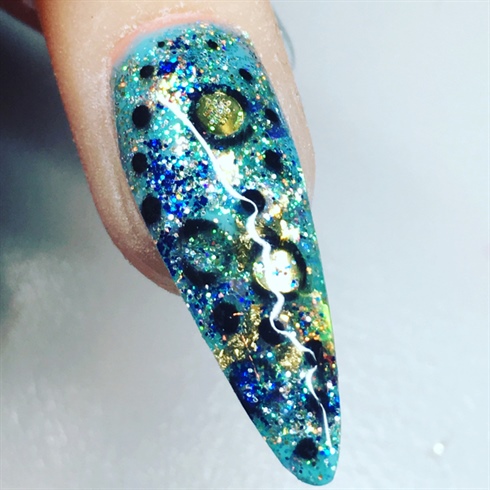 Young Nails, maniQ, hand painted, Teal 