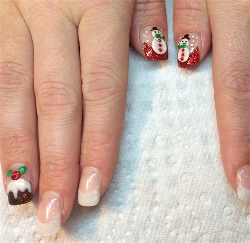 3D Christmas Pudding And Snowmen Nails 