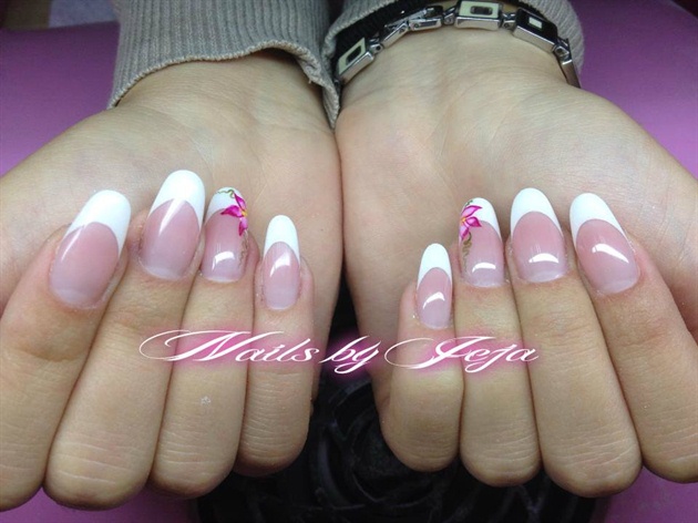 Clasic French Manicure