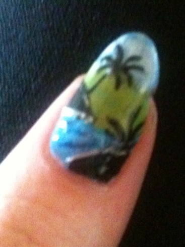Palm Tree Nail Art