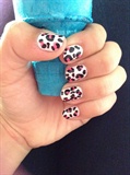 Cute And Girly Leopard Nails!