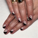80&#39;s Abstract &amp; Negative Space Gel Mani