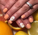 Citrus Slices Gel Manicure