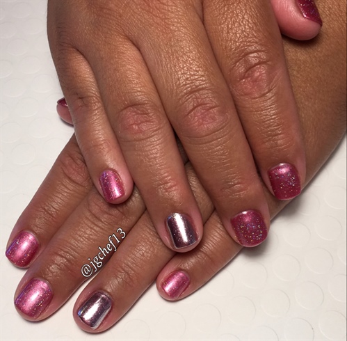 Pink Holo &amp; Pink Chrome Gel Manicure