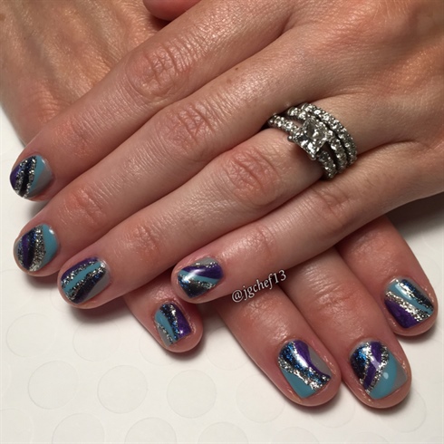 Abstract Gel Manicure