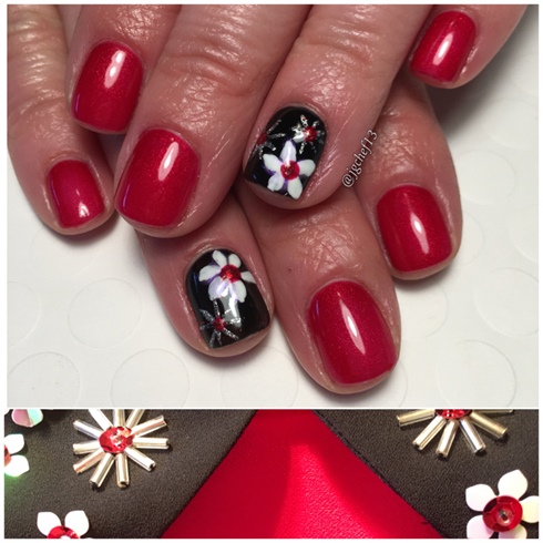 Red Holiday Party Nails