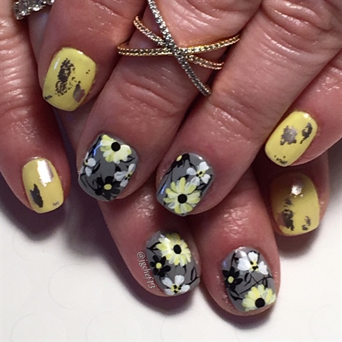 Yellow, Gray &amp; Black Floral Gel Manicure