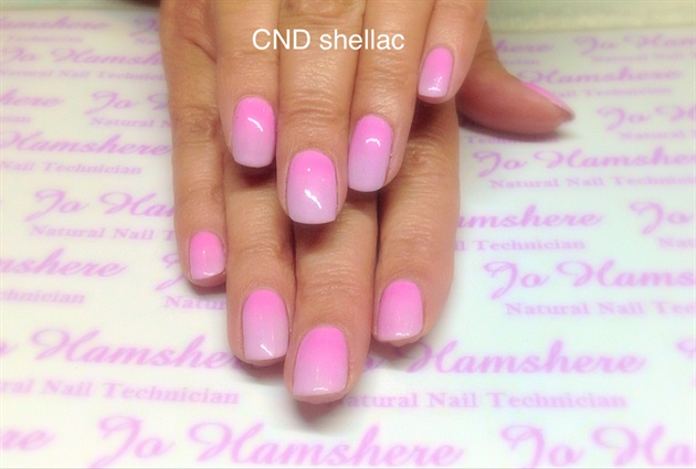 Ombr&#233; Nails