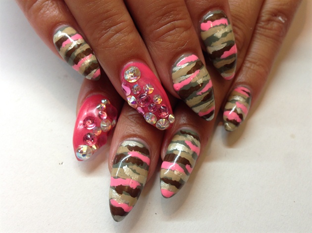 Pink camo by jpotoma from Nail Art Gallery.
