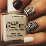 Black And White Nails 