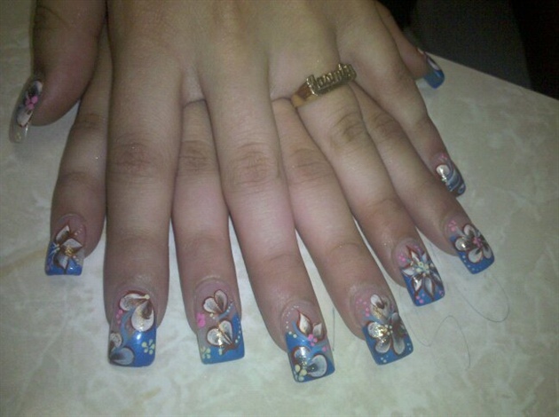 Nails by Julie