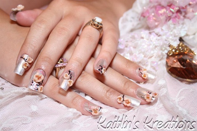 Sakura (Cherry Blossom) Nail Art