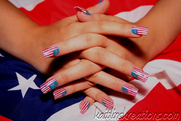 4. Anchor and Stripes Nail Art Ideas - wide 1