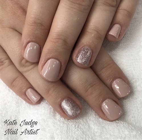 Nude Gel Polish With Rose Gold