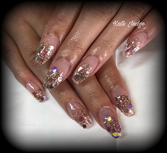 Rose Gold Glitter Ombré - Nail Art Gallery